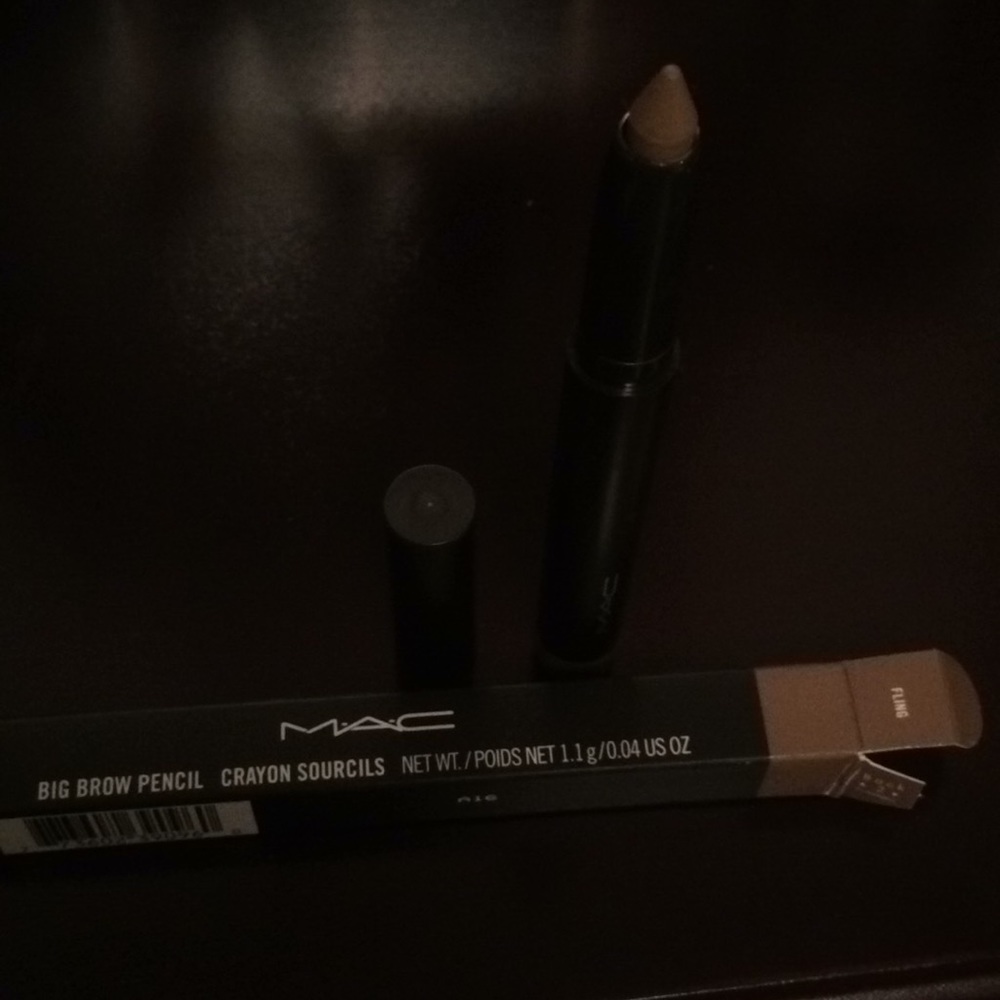 Mac Big Brow Pencil- Fling
